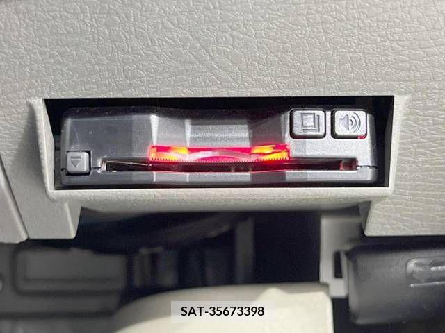Suzuki EVERY 2018-04 390724-3