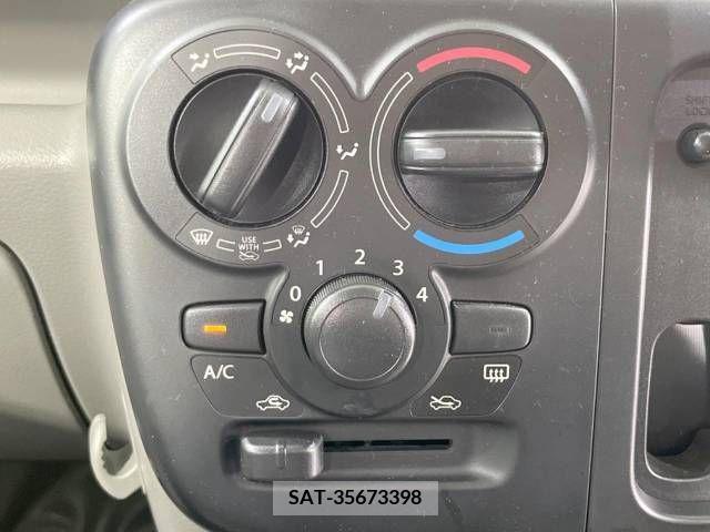 Suzuki EVERY 2018-04 390724-5