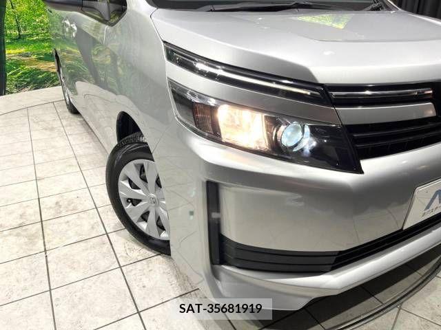 Toyota VOXY 2016-11 341660-13