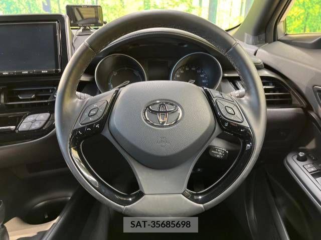 Toyota C-HR 2017-12 264023-11