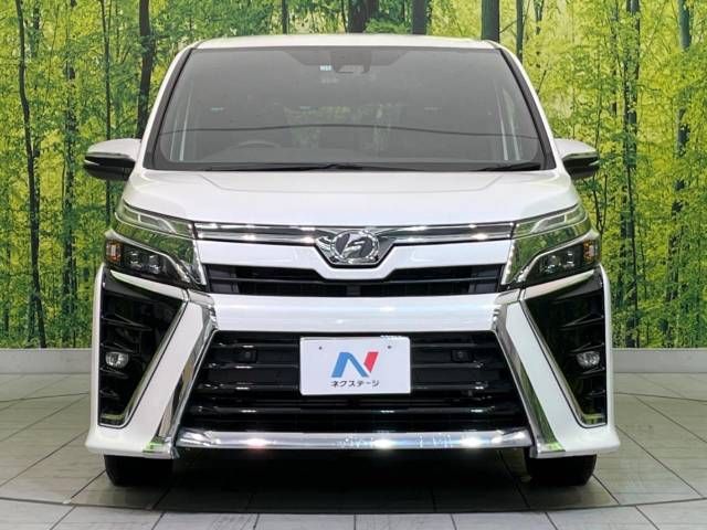 Toyota VOXY 2019-11 195323-14
