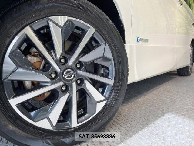Nissan SERENA 2019-09 325058-13