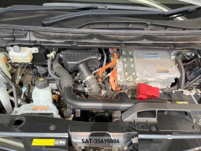 Nissan SERENA 2019-09 325058-17