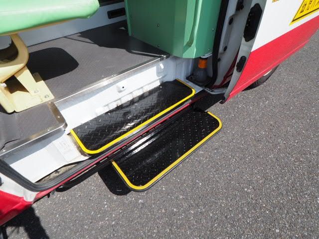 Nissan CARAVAN VAN 2009-03 12192-1
