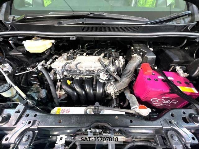 Toyota VOXY 2017-03 331009-18