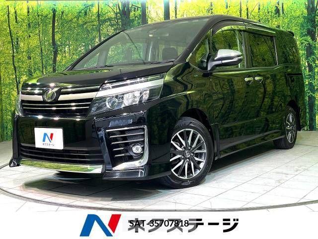 Toyota VOXY 2017-03 331009-0
