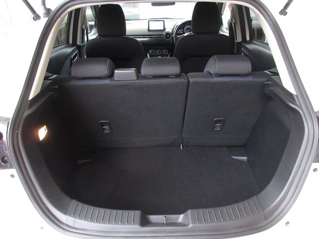 Mazda DEMIO 2014-11 189375-8
