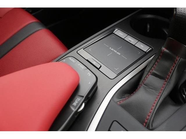 Lexus UX 2020-04 7298-17