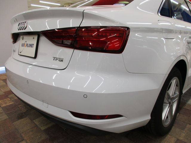 Audi A3 SEDAN 2018-09 13612-19