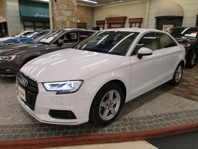 Audi A3 SEDAN 2018-09 13612-22