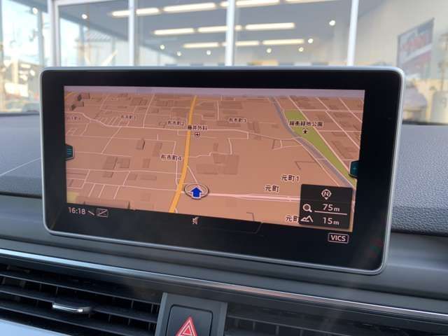 Audi A4 2019-03 24841-4