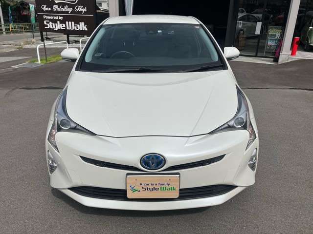 Toyota PRIUS 2018-02 13067-2