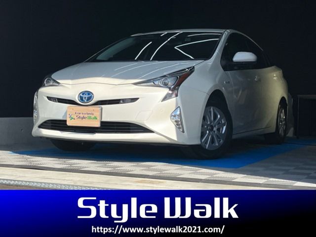 Toyota PRIUS 2018-02 13067-0