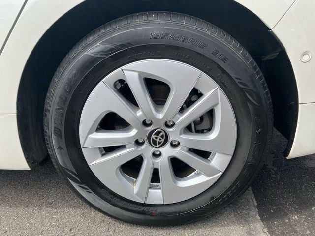 Toyota PRIUS 2018-02 13067-28