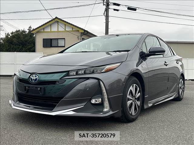Toyota PRIUS PHV 2017-02 386931-1