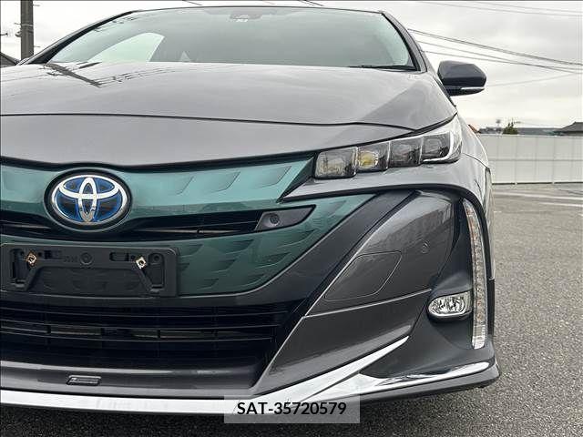 Toyota PRIUS PHV 2017-02 386931-28
