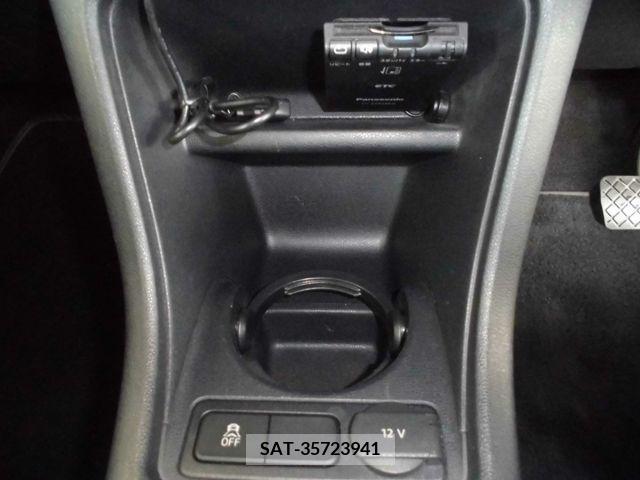 VolksWagen UP! 2015-10 202456-19