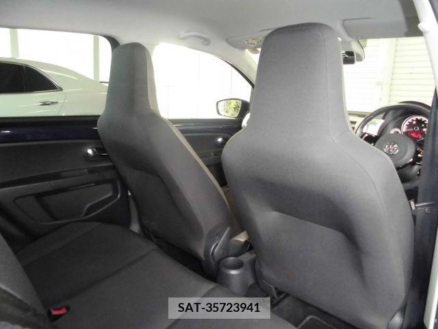VolksWagen UP! 2015-10 202456-9