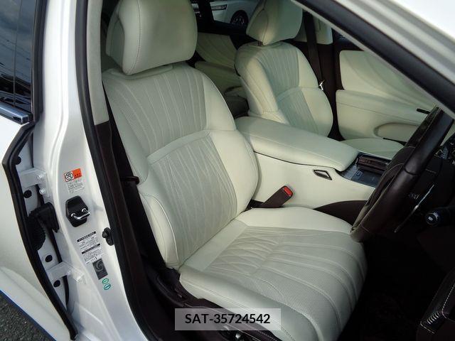 Lexus LS 2018-09 222000-3
