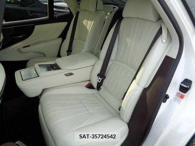 Lexus LS 2018-09 222000-6