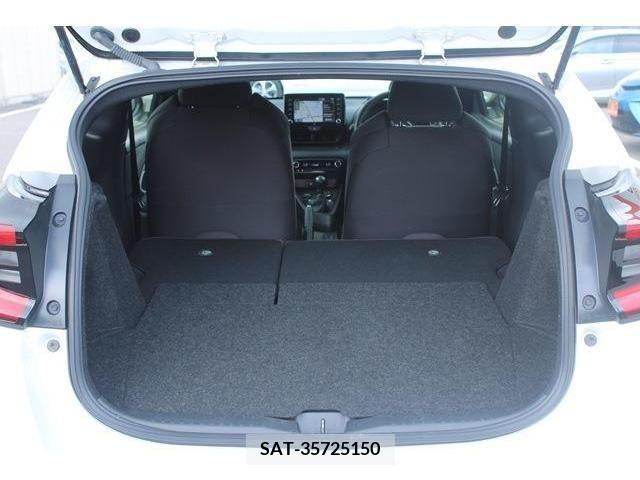 Toyota YARIS 2021-02 273491-16