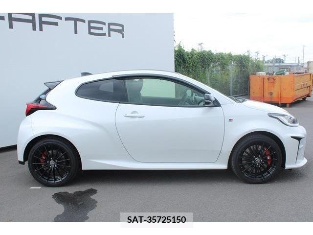 Toyota YARIS 2021-02 273491-6