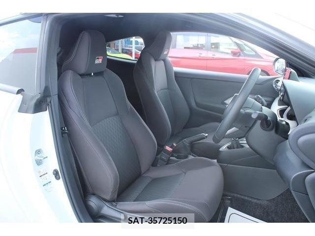 Toyota YARIS 2021-02 273491-12