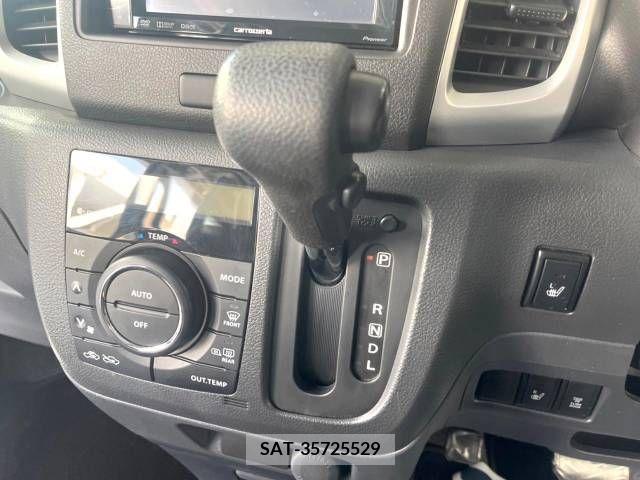 Suzuki SPACIA 2015-12 257455-7