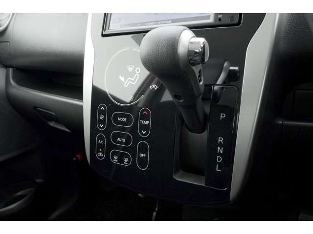 Mitsubishi EK CUSTOM 2013-06 189511-11