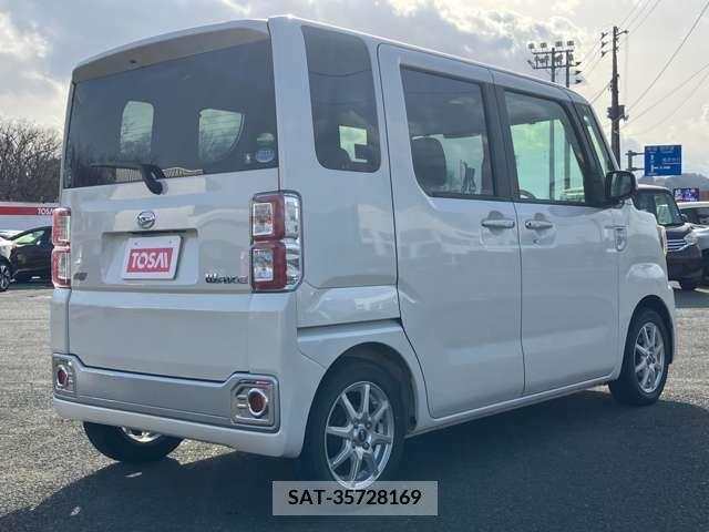 Daihatsu WAKE 2015-03 290148-4