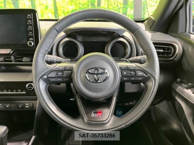 Toyota YARIS CROSS 2023-05 342686-11
