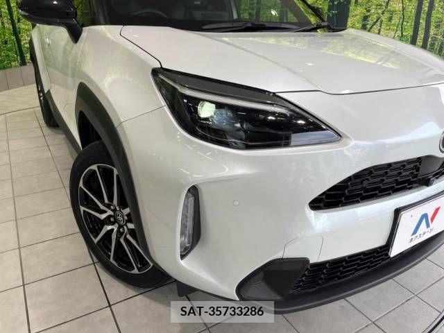 Toyota YARIS CROSS 2023-05 342686-12