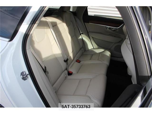 Volvo V90 2019-03 349789-13