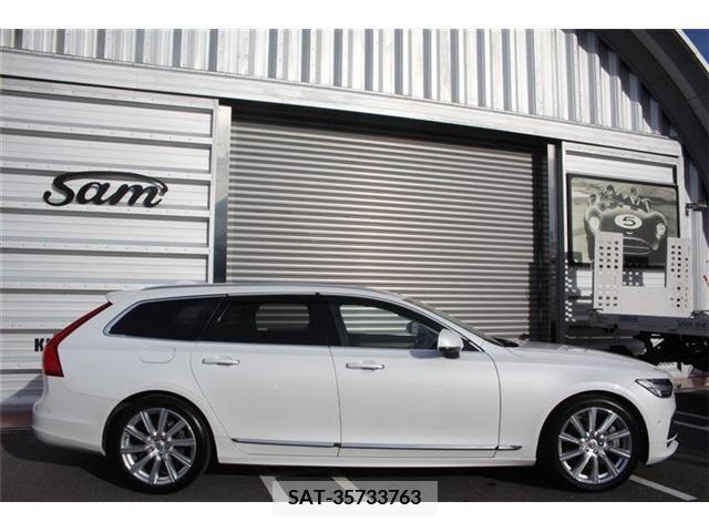 Volvo V90 2019-03 349789-1