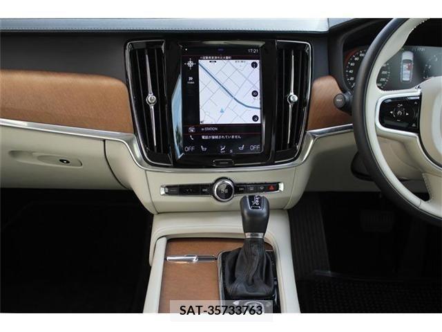 Volvo V90 2019-03 349789-7