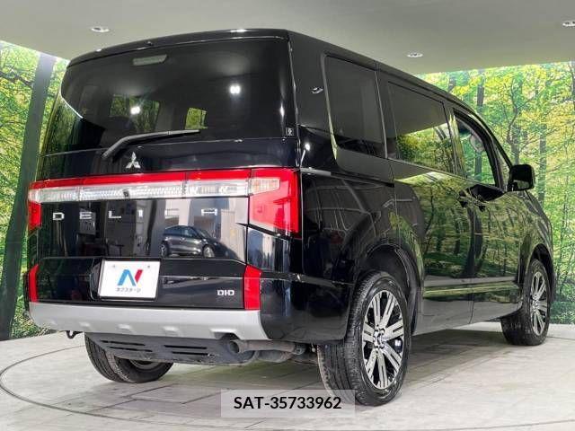 Mitsubishi DELICA D5 2021-12 222367-17