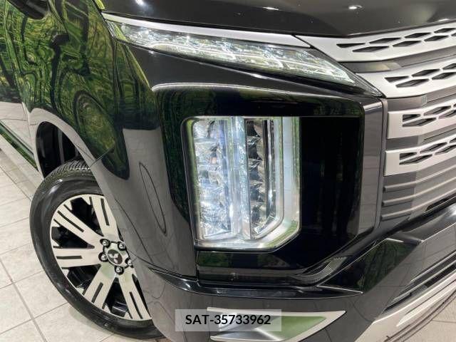 Mitsubishi DELICA D5 2021-12 222367-12