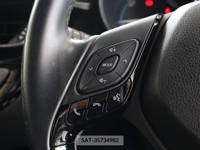 Toyota C-HR 2017-06 349159-9