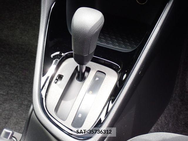 Toyota YARIS 2022-03 371400-9