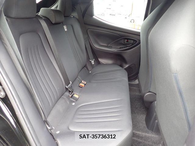 Toyota YARIS 2022-03 371400-16