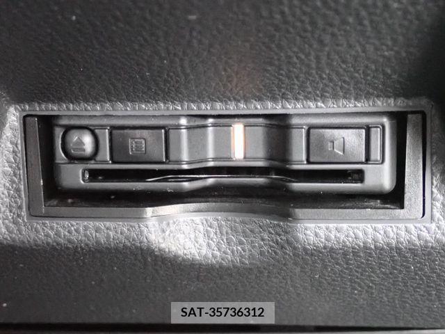 Toyota YARIS 2022-03 371400-6