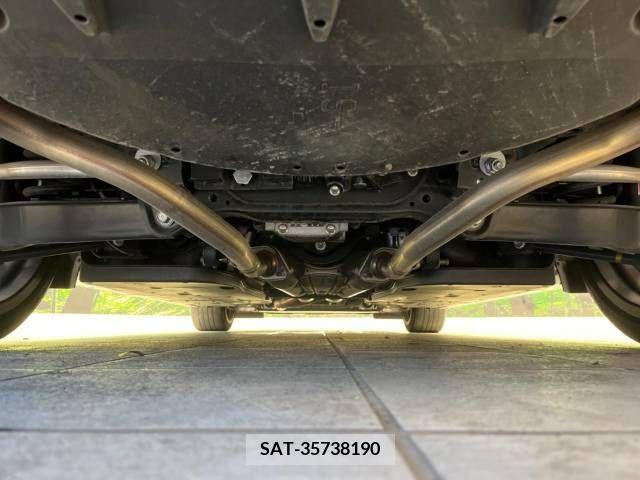 Lexus IS 2022-08 362797-18