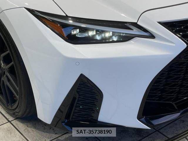 Lexus IS 2022-08 362797-11