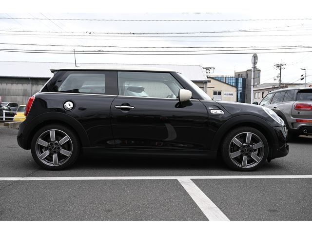 Bmw MINI 2020-07 8458-3