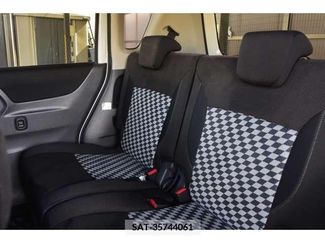 Suzuki SOLIO 2013-08 368376-11