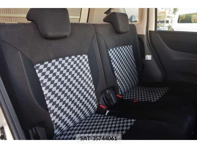 Suzuki SOLIO 2013-08 368376-9