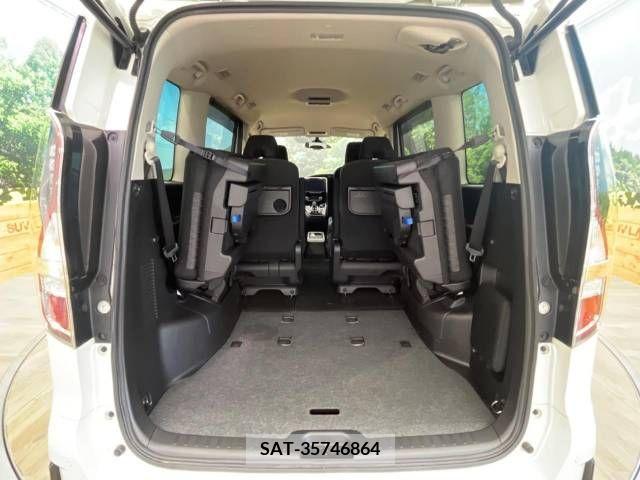 Nissan SERENA 2020-01 325072-11