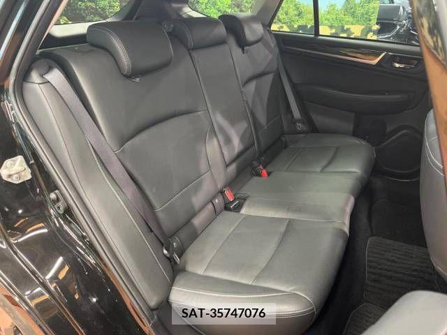 Subaru OUTBACK 2017-04 275987-12