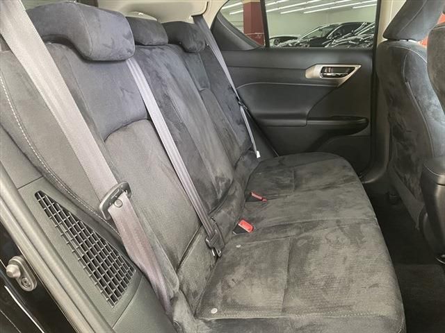 Lexus CT 2014-01 195066-20