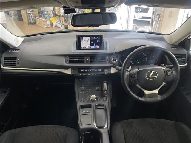 Lexus CT 2014-01 195066-18